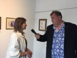 Dom Chambers from Somer Valley FM interviewing Philippa from Creativity Works about the Fresh Art@project